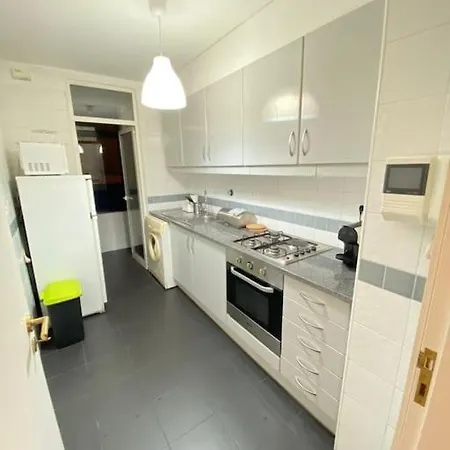 Swimming Pool With Private Garage Porto
